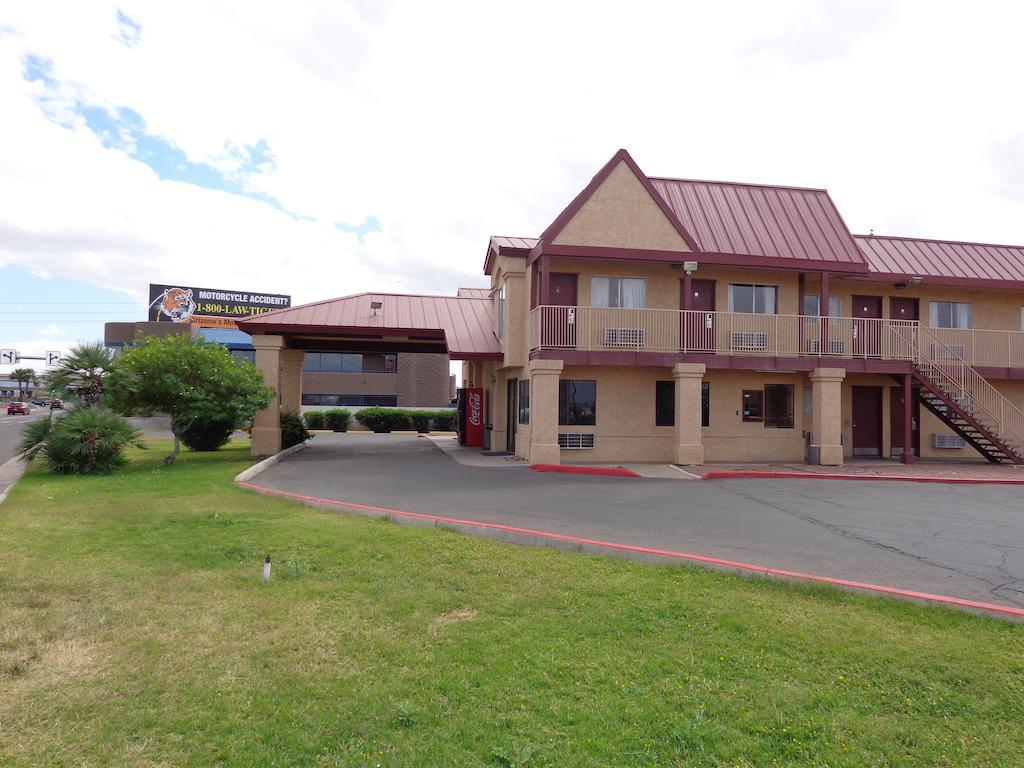 Knights Inn Phoenix At N Black Canyon Hwy Luaran gambar
