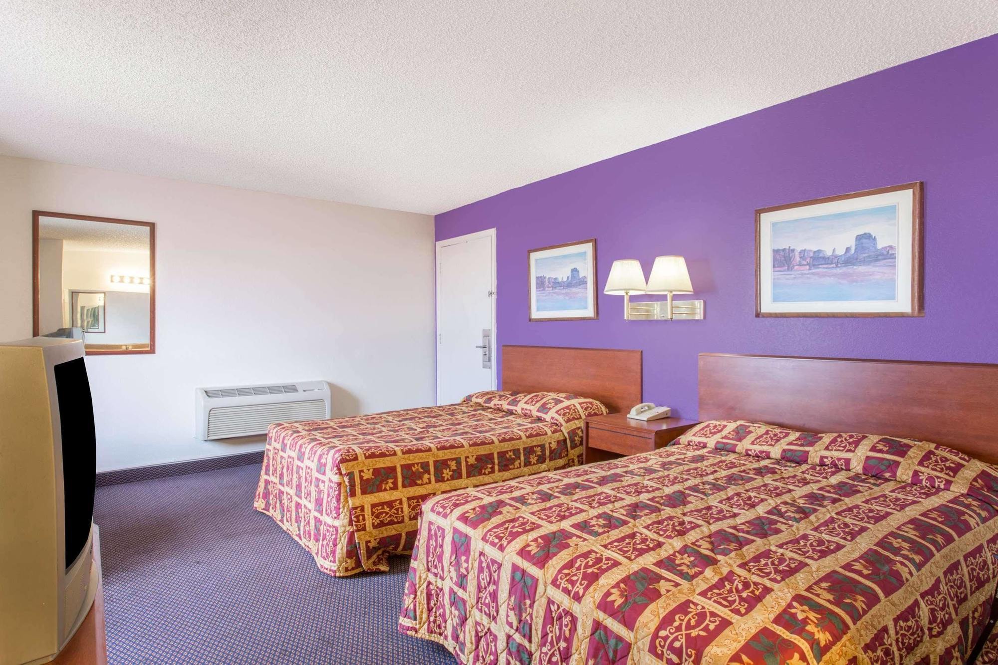 Knights Inn Phoenix At N Black Canyon Hwy Luaran gambar
