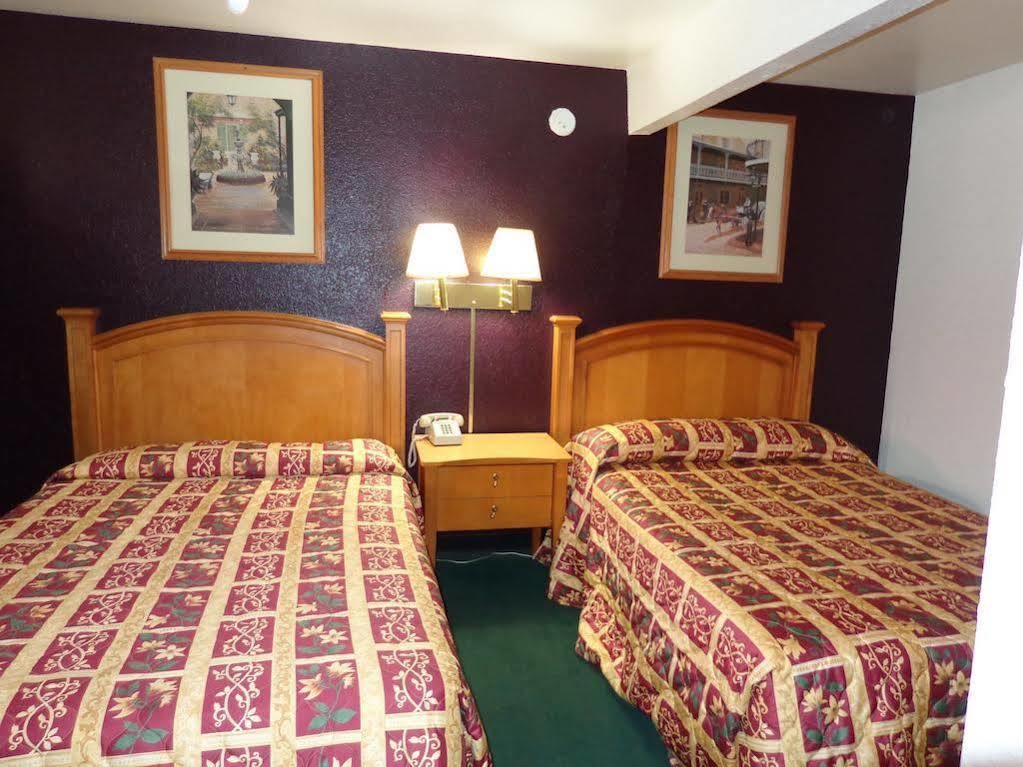 Knights Inn Phoenix At N Black Canyon Hwy Luaran gambar